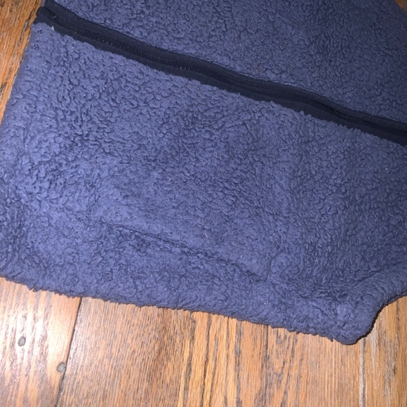 PATAGONIA bluefleece vest with pockets/nice condition/kids M (10) - Picture 3 of 7